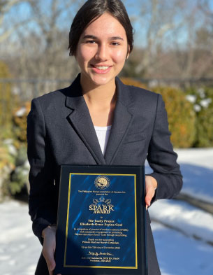 image of elizabeth with the spark award